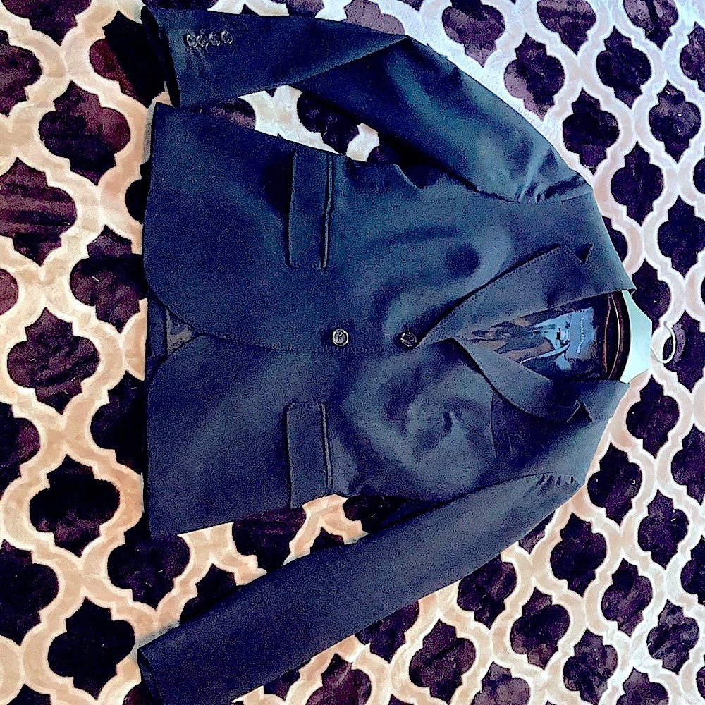 Size 8 Banana Republic Black 2-button wool blazer